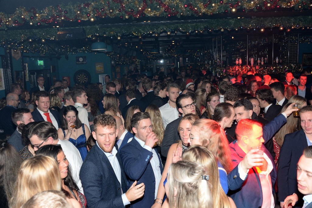 ../Images/Kerstfeest VdG 2019 125.jpg